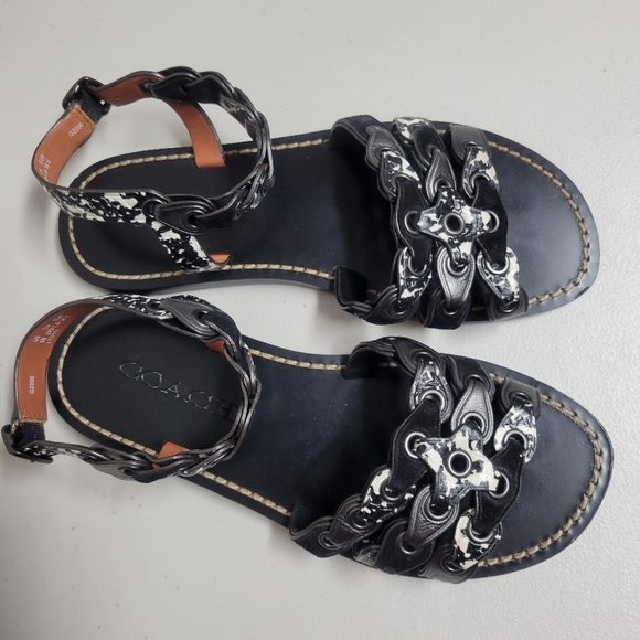 Coach Sandals With Coach Link Size 5B. - Picture 2 of 14